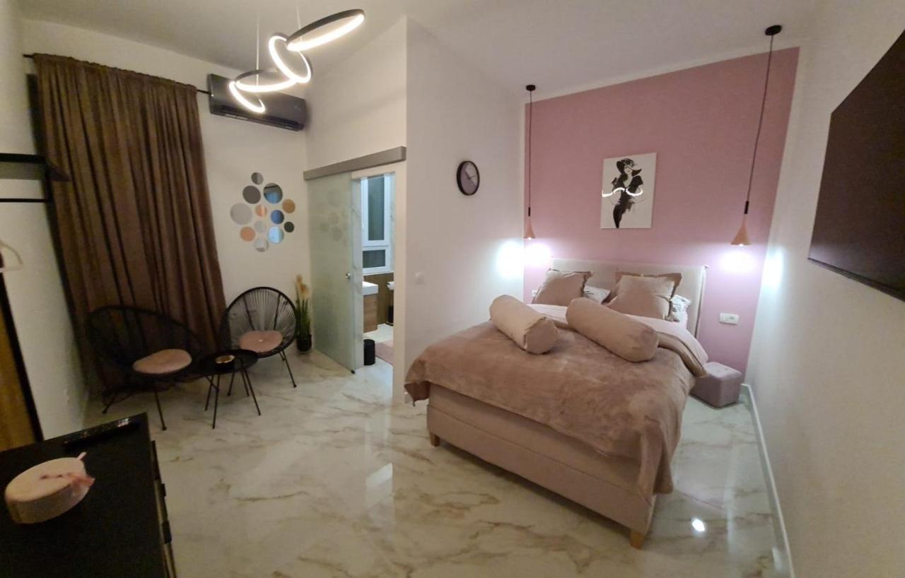 Premium Class Room ซาดาร์ ภายนอก รูปภาพ